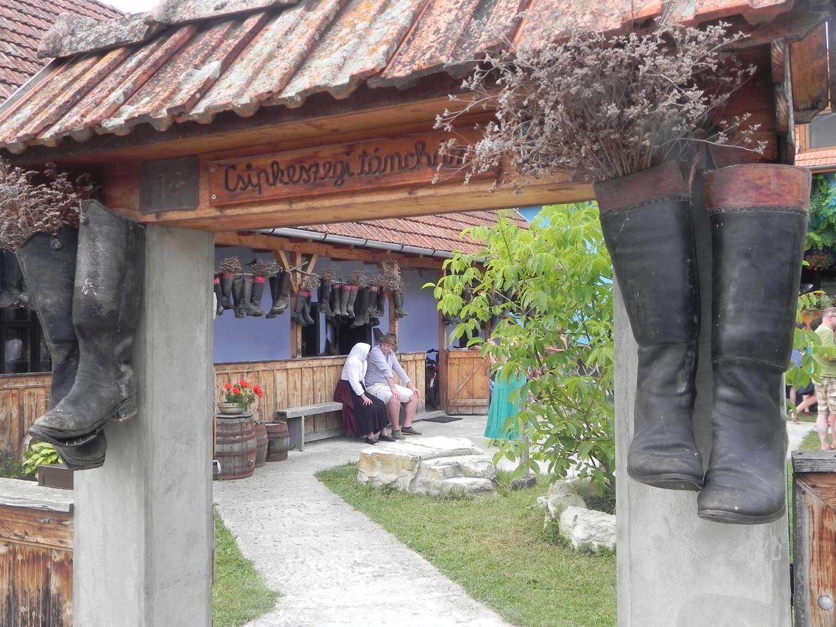 Csipkeszeg Bed & Breakfast Sic / Szek Romania Eksteriør bilde